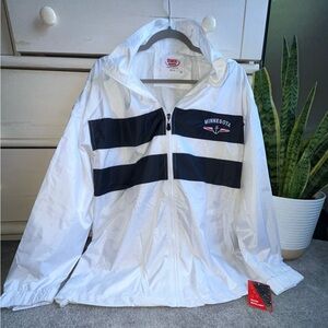 NWT DIMCO Mens  Hooded Water Repellant Minnesota Windbreaker XL